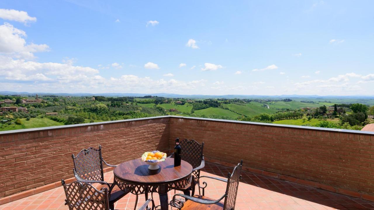 Luglie 360° Panoramic Terrace Apartment Siena Exterior photo